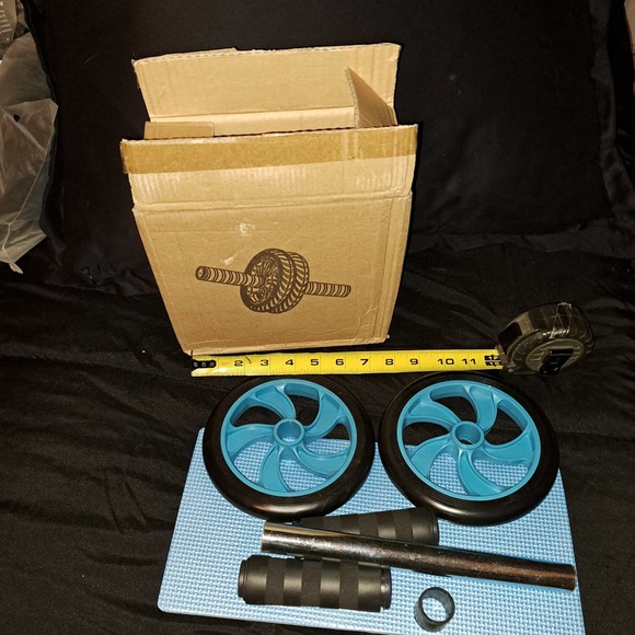 2 Ab Rollers with Knee padding included - Picture 6 of 9